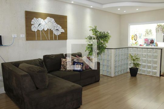 Detalhe de casa à venda com 3 quartos, 340m² em Santa Paula, São Caetano do Sul