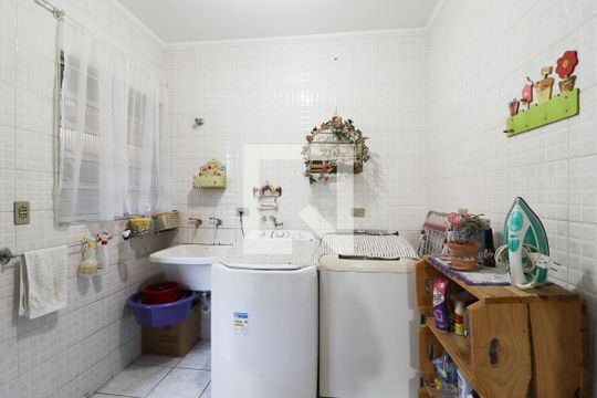 Área de Serviço de casa à venda com 3 quartos, 196m² em Parque Sao Domingos, São Paulo