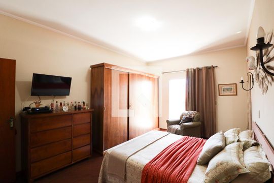 Suíte 1 de casa à venda com 3 quartos, 196m² em Parque Sao Domingos, São Paulo