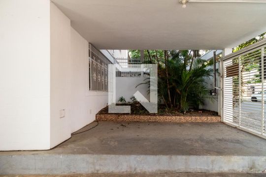 Garagem de casa à venda com 3 quartos, 180m² em Alto da Lapa, São Paulo