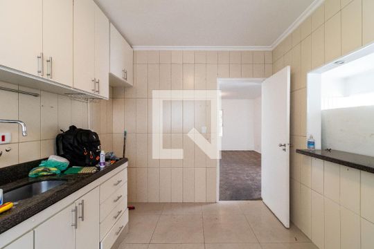 Cozinha de casa à venda com 3 quartos, 180m² em Alto da Lapa, São Paulo