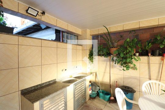 Área de Serviço de casa para alugar com 2 quartos, 119m² em Porto Novo, São Gonçalo