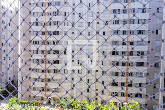 Vista Sala de apartamento à venda com 2 quartos, 43m² em Jardim Íris, São Paulo
