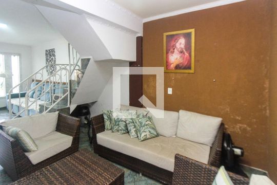 Sala 02 de casa à venda com 5 quartos, 200m² em Vila Nova Utinga, São Paulo