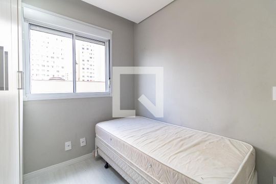 Quarto 2 de apartamento para alugar com 2 quartos, 40m² em Jardim São Savério, São Paulo