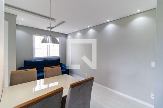 Sala de apartamento para alugar com 2 quartos, 40m² em Jardim São Savério, São Paulo