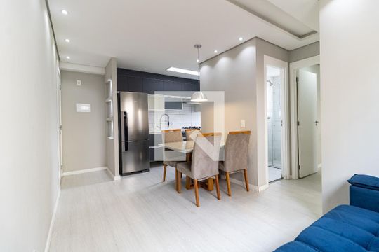 Sala de apartamento para alugar com 2 quartos, 40m² em Jardim São Savério, São Paulo