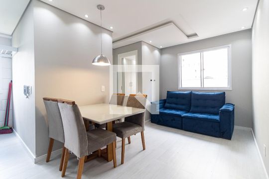 Sala de apartamento para alugar com 2 quartos, 40m² em Jardim São Savério, São Paulo