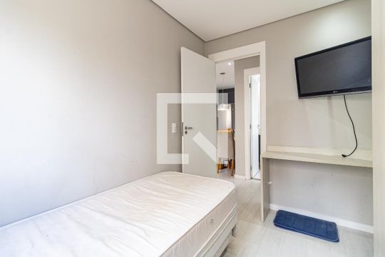 Quarto 2 de apartamento para alugar com 2 quartos, 40m² em Jardim São Savério, São Paulo
