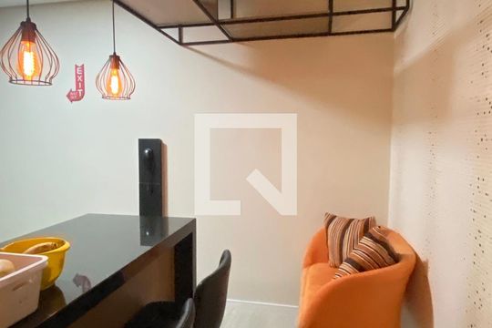 Sala de apartamento para alugar com 1 quarto, 26m² em Bethaville I, Barueri