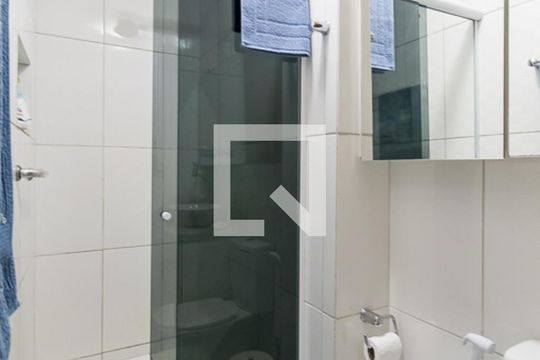 Banheiro de apartamento à venda com 2 quartos, 78m² em Olaria, Rio de Janeiro
