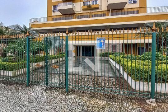 Fachada da Entrada de apartamento à venda com 2 quartos, 78m² em Olaria, Rio de Janeiro