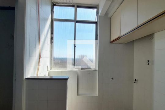 ÁREA DE SERVIÇO de apartamento para alugar com 2 quartos, 85m² em Engenho de Dentro, Rio de Janeiro