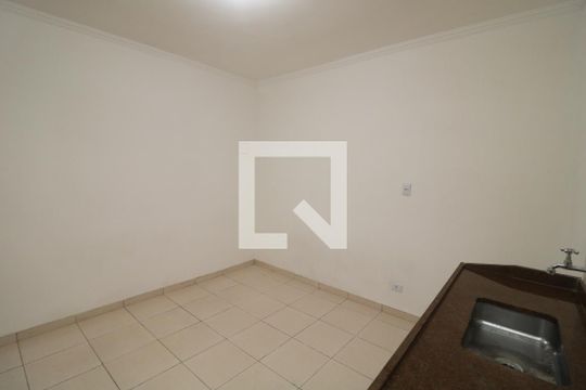 Cozinha de casa para alugar com 2 quartos, 55m² em Jardim Sônia Maria, São Paulo