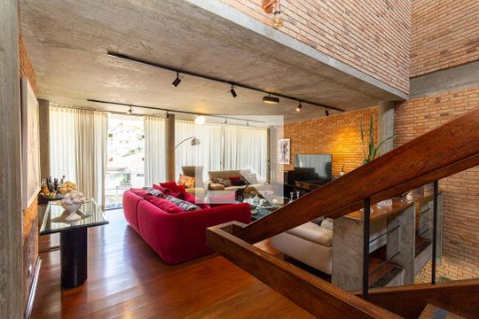 Sala de casa à venda com 4 quartos, 370m² em Sumaré, São Paulo