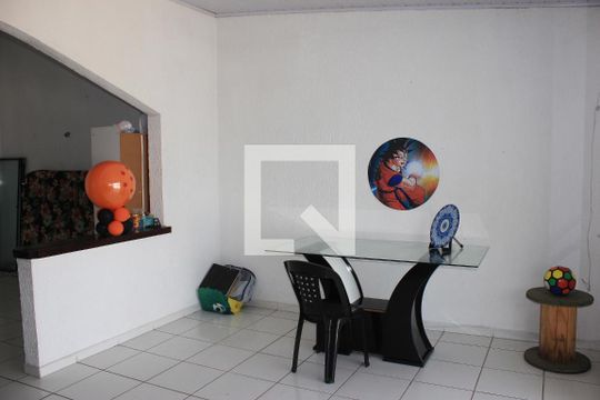 Sala superior/Área de festas de casa à venda com 2 quartos, 158m² em Jardim Santa Cecília, Guarulhos
