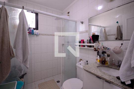 Banheiro do Escritório de apartamento à venda com 2 quartos, 106m² em Vila Brasílio Machado, São Paulo