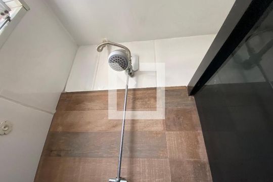 Banheiro de apartamento à venda com 2 quartos, 39m² em Taquara, Rio de Janeiro