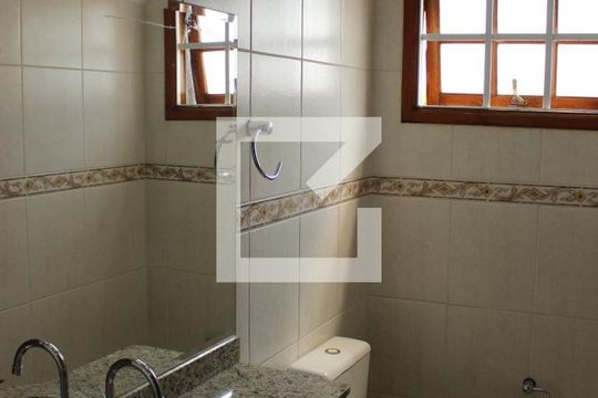 Banheiro da Suíte de casa à venda com 3 quartos, 150m² em Jardim Pinheiros, São Paulo
