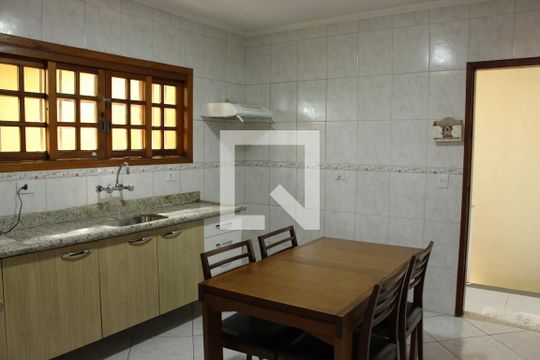 Cozinha de casa à venda com 3 quartos, 150m² em Jardim Pinheiros, São Paulo