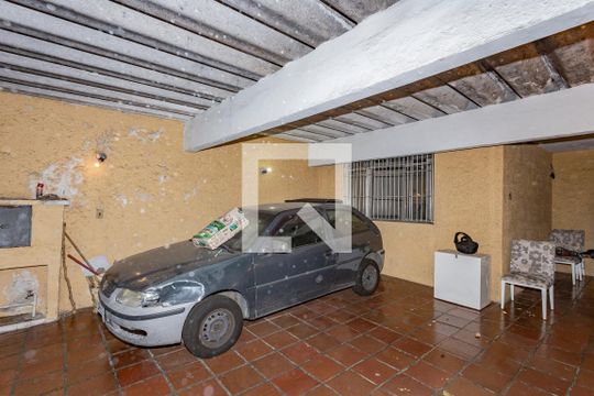 Garagem de casa à venda com 2 quartos, 145m² em Jardim Santa Emília, São Paulo