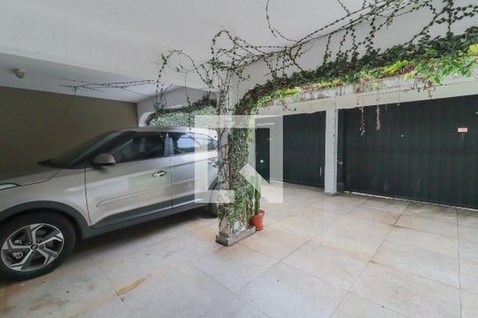 Garagem de casa à venda com 4 quartos, 199m² em Vila Santana Ii, Jundiaí