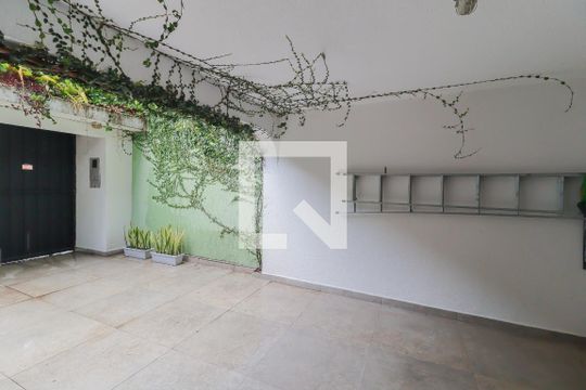 Garagem de casa à venda com 4 quartos, 199m² em Vila Santana Ii, Jundiaí