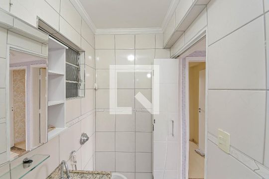 Banheiro de apartamento à venda com 2 quartos, 60m² em Vila Prudente, São Paulo