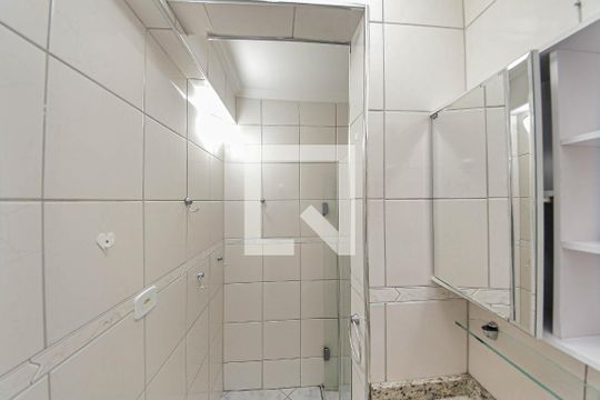 Banheiro de apartamento à venda com 2 quartos, 60m² em Vila Prudente, São Paulo