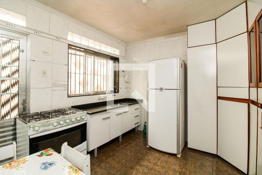 Cozinha de casa para alugar com 3 quartos, 128m² em Parque Boturussu, São Paulo