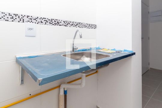 Cozinha de apartamento para alugar com 2 quartos, 42m² em Vila Matilde, São Paulo