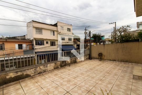 Varanda da Suíte 1 de casa à venda com 3 quartos, 250m² em Vila Florida, Guarulhos