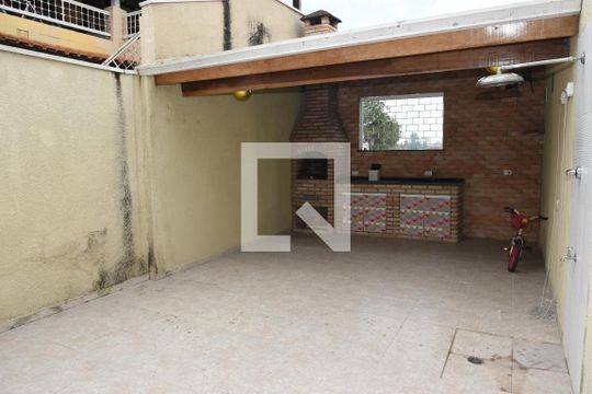 Quintal de casa para alugar com 3 quartos, 149m² em Pedreira, São Paulo