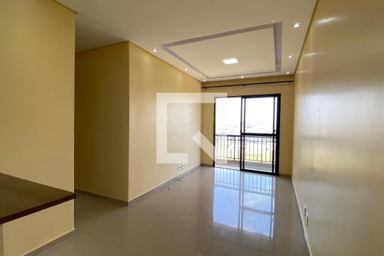 Apartamento para alugar com 2 quartos, 59m² em Jardim Belval, Barueri