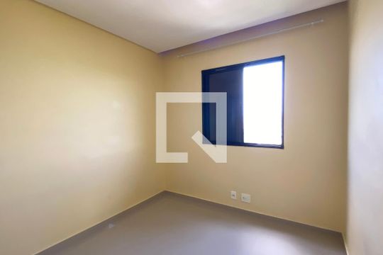 Quarto 2 de apartamento para alugar com 2 quartos, 59m² em Jardim Belval, Barueri