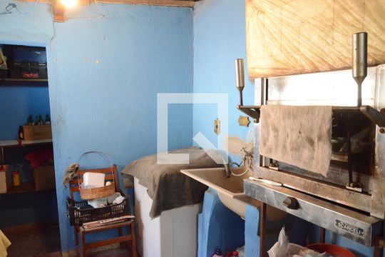 Quarto Externo 1 de casa à venda com 3 quartos, 545m² em Veloso, Osasco