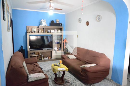 Casa à venda com 3 quartos, 545m² em Veloso, Osasco