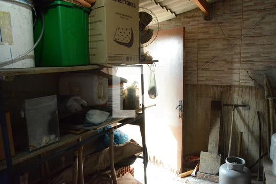 Quarto Externo 3 de casa à venda com 3 quartos, 545m² em Veloso, Osasco