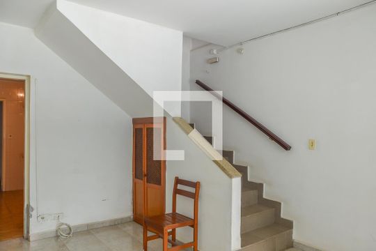 Sala de casa à venda com 2 quartos, 220m² em Jardim Orlandina, São Bernardo do Campo