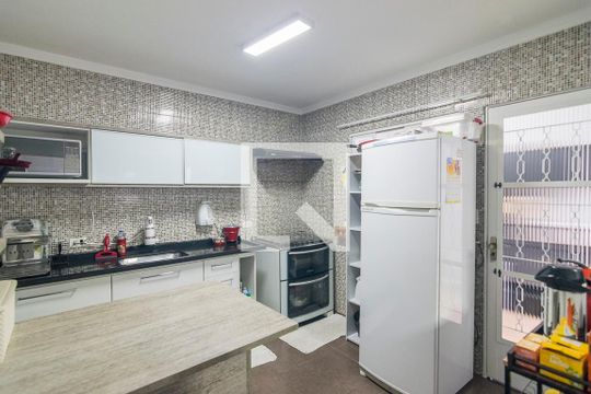 Cozinha de casa à venda com 3 quartos, 170m² em Vila Valparaiso, Santo André