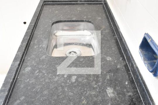 Pia de casa de condomínio para alugar com 2 quartos, 120m² em Campo Grande, Rio de Janeiro