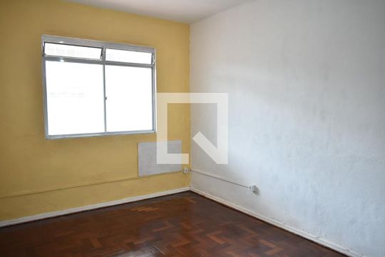 Quarto 1 de casa de condomínio para alugar com 2 quartos, 120m² em Campo Grande, Rio de Janeiro
