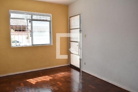 Sala de casa de condomínio para alugar com 2 quartos, 120m² em Campo Grande, Rio de Janeiro