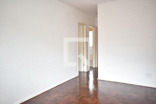 Sala de casa de condomínio para alugar com 2 quartos, 120m² em Campo Grande, Rio de Janeiro