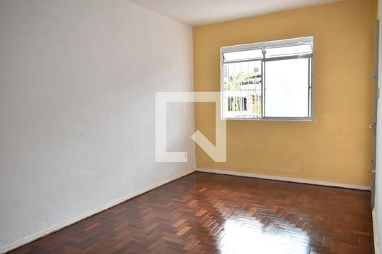 Sala de casa de condomínio para alugar com 2 quartos, 120m² em Campo Grande, Rio de Janeiro