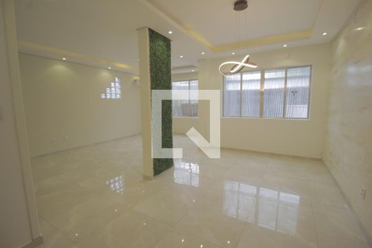 Sala 2 de casa para alugar com 6 quartos, 378m² em Estância Velha, Canoas
