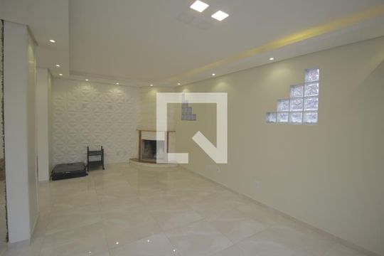 Sala 1 de casa para alugar com 6 quartos, 378m² em Estância Velha, Canoas