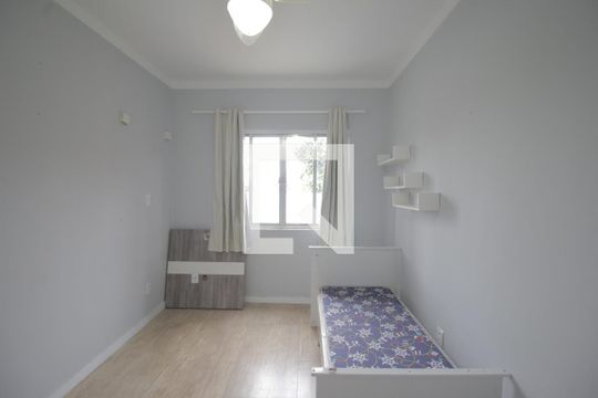 Quarto 1 de casa para alugar com 6 quartos, 378m² em Estância Velha, Canoas