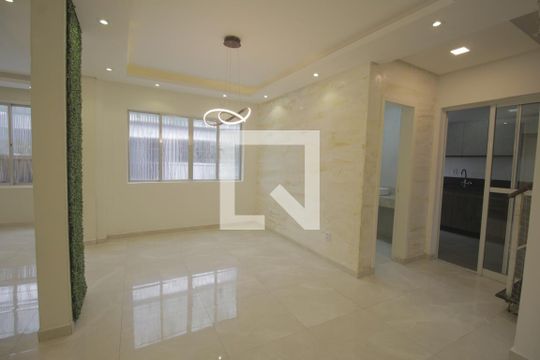 Sala 2 de casa para alugar com 6 quartos, 378m² em Estância Velha, Canoas