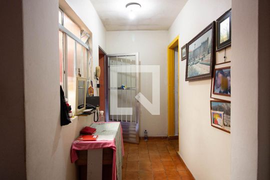 Corredor de casa à venda com 7 quartos, 450m² em Vila Progresso (zona Leste), São Paulo